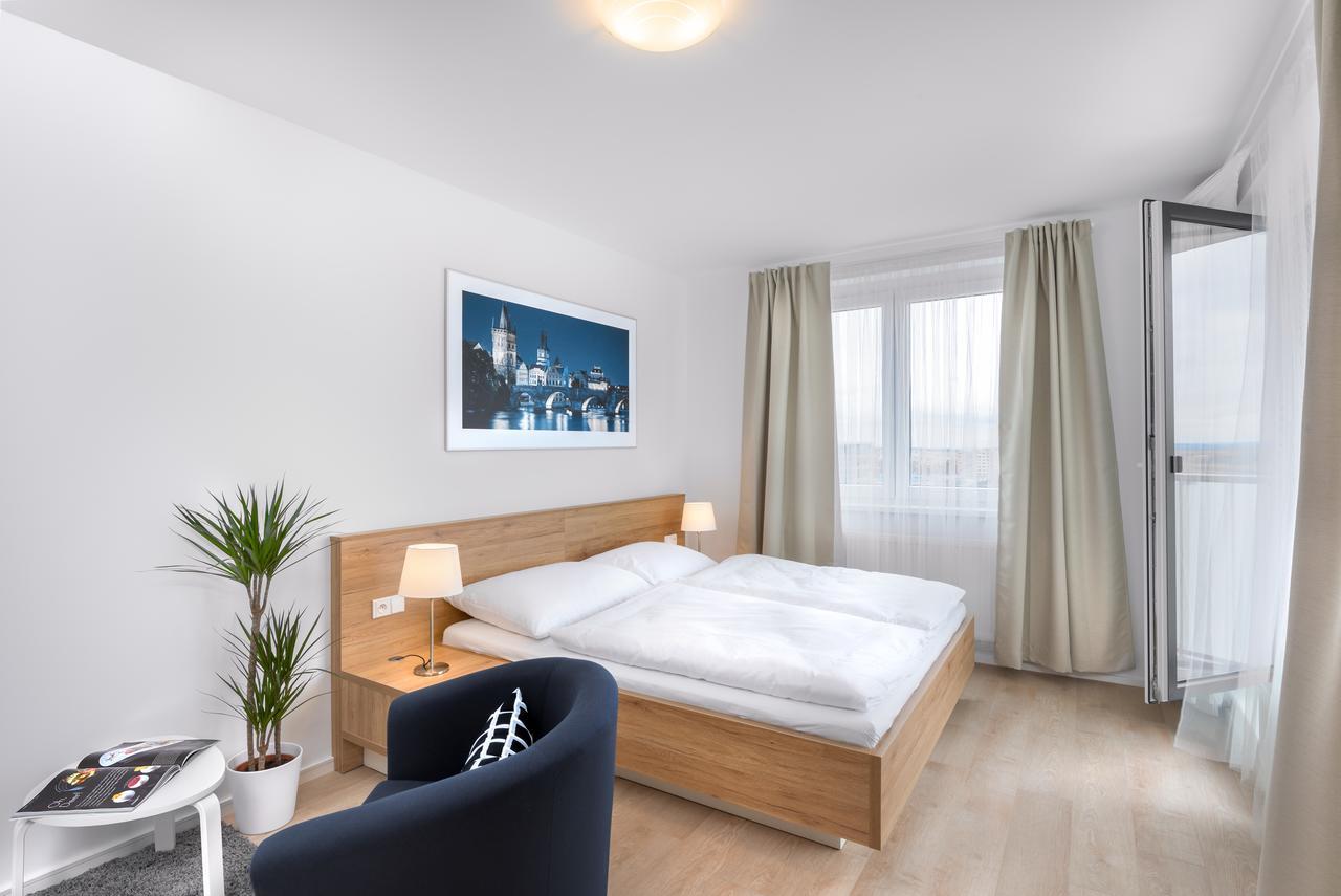 Citywest Apartments Praga Zewnętrze zdjęcie