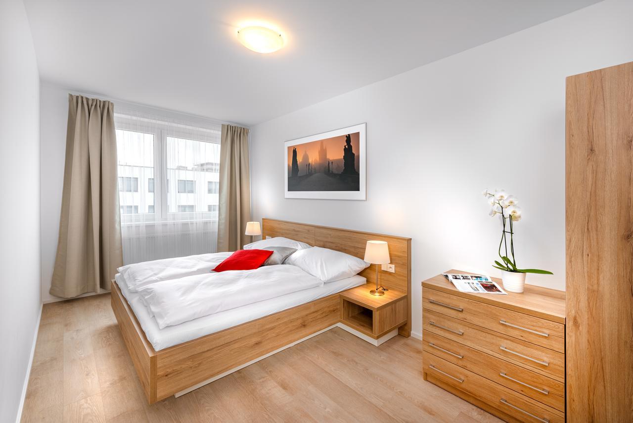 Citywest Apartments Praga Zewnętrze zdjęcie