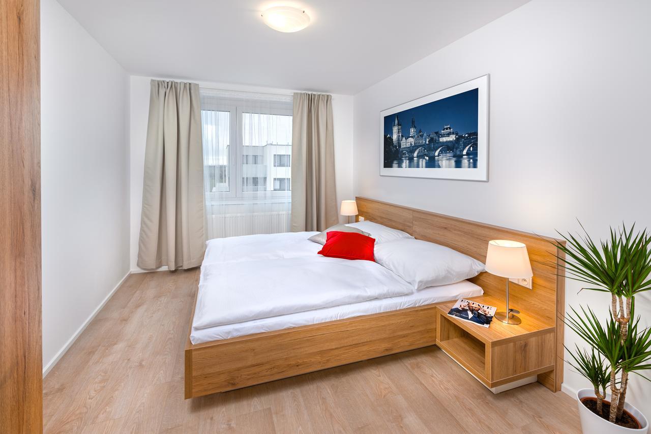 Citywest Apartments Praga Zewnętrze zdjęcie